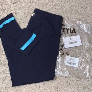 Zyia leggings